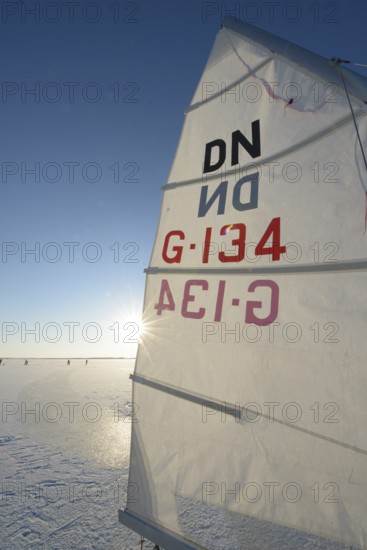 Close-up of a sail on frozen lake in sunlight Ice sailor on frozen Dümmer, Dümmer See, east shore north of Lembruch, Lembruch, Diepholz district, Lower Saxony, Germany