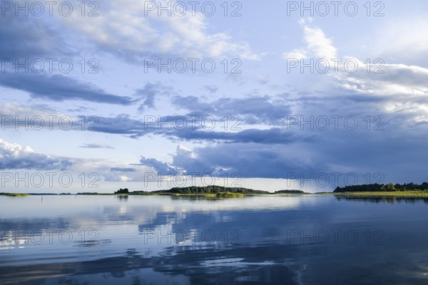 Lake Vänern near Ekenäs with sea mark on Lake Vänern, water reflects the sky, Ekenäs, Värmlandsnäs peninsula, Värmlands län, Sweden