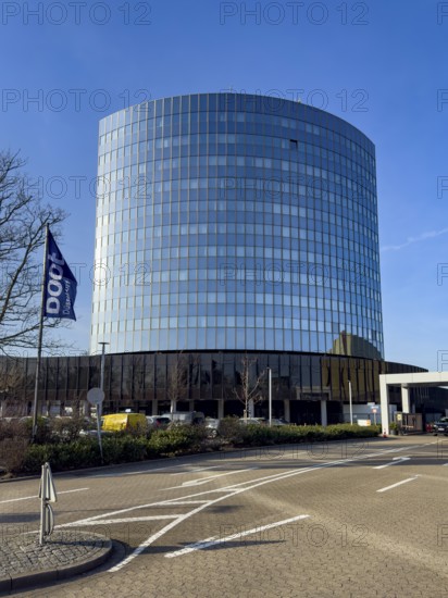 Messeturm administration tower built 1999 to 2000 by Messe Düsseldorf, Messe Düsseldorf, North Rhine-Westphalia, Germany