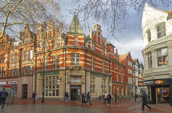 Historic Lloyds Bank Victorian Gothic-style building, Broad Street, Reading, Berkshire, England, UK
