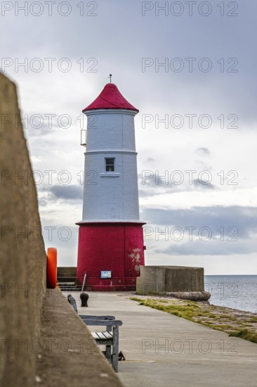 Berwick Pier and Lighthouse, Berwick-upon-Tweed, England, UK