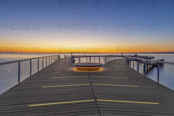 Maritim Seebrücke / maritime pier with wooden deck from azobe / bongossi hardwood at seaside resort Timmendorfer Strand, Schleswig-Holstein, Germany
