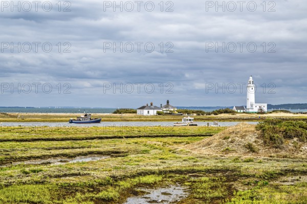Hurst Point Lighthouse and Hurst Castle, Hurst Spit, Milford on Sea, Lymington, Hampshire, UK