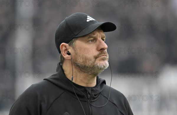 Coach coach Steffen Baumgart 1. FC Union Berlin FCU portrait MHPArena, MHP Arena Stuttgart, Baden-Württemberg, Germany