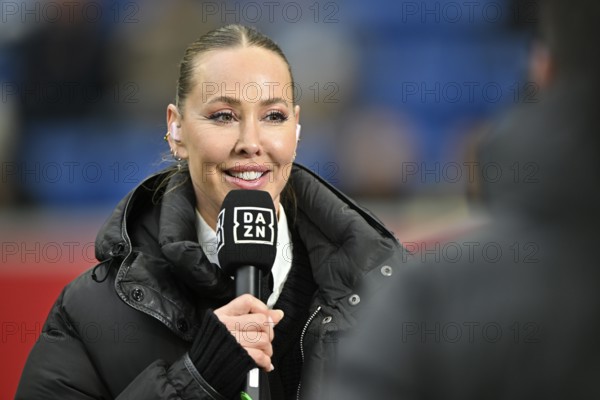 DAZN reporter presenter Sylvia Walker interviewed microphone micro logo portrait smiling PreZero Arena, Sinsheim, Baden-Württemberg, Germany