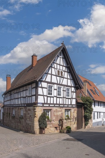 Historisches half-timbered house, Billigheim-Ingenheim, South Palatinate, Rhineland-Palatinate, Germany