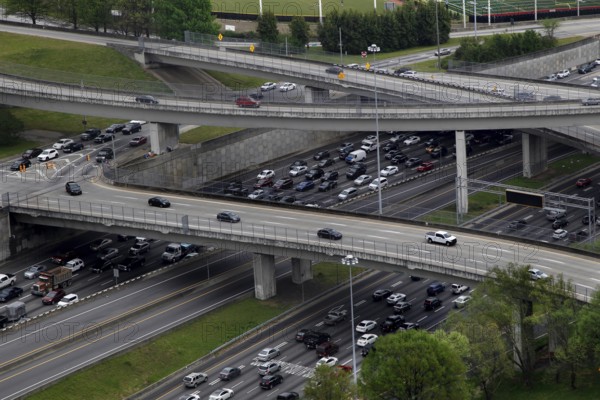 Winding highways with heavy traffic in Atlanta, Atlanta, Georgia, USA