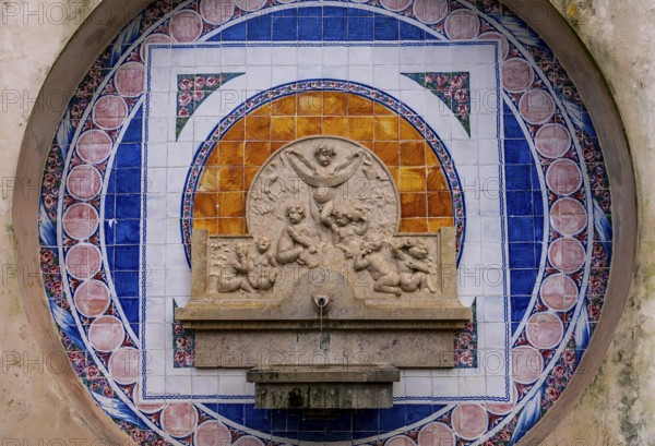 Fonte dos Pisões water fountain, Sintra, Lisbon, Portugal