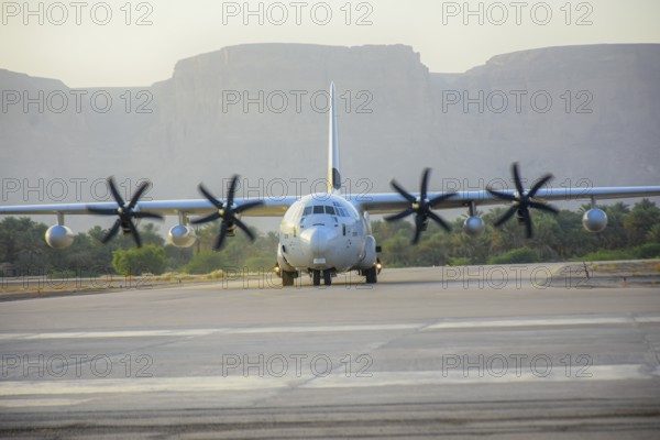 In Seiyun, Yemen on January 04, 2026, a Royal Saudi Air Force transport aircraft arrives at Seiyun Airport carrying humanitarian aid for the city. This mission follows the withdrawal of UAE-backed STC forces and the takeover by the Yemeni Armed Forces, aimed at supporting the local population after the recent military operations and Saudi airstrikes in the region, Hadhramaut, Seiyun, Yemen