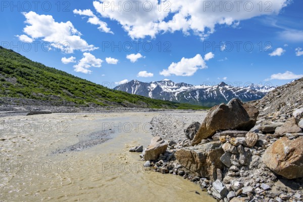 Miller Creek meltwater flow at Castner Glacier, Delta Range, Alaska Range, Richardson Highway, Alaska, USA