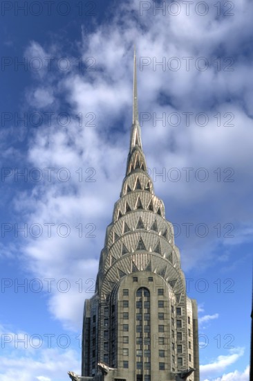 Chrysler Building, built in 1930 in Art Deco style, Cloudy Sky, New York City, USA