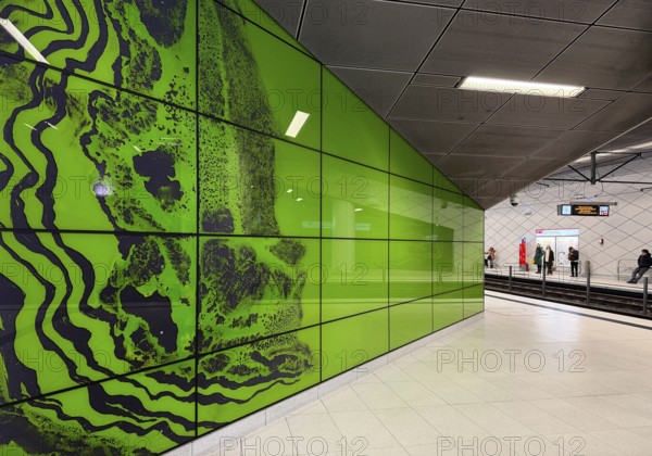 Artwork titled Achat by Manuel Franke, Graf-Adolf-Platz subway station, Düsseldorf, North Rhine-Westphalia, Germany