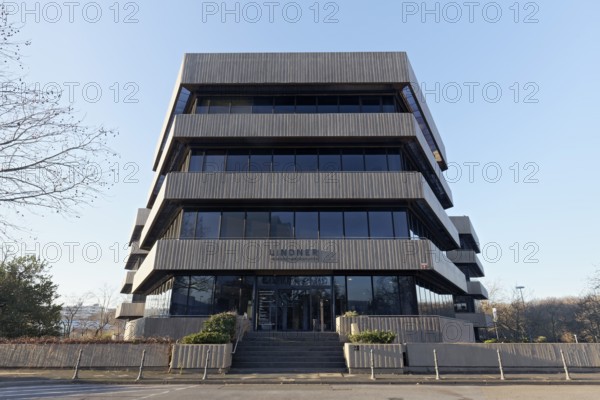 Rank-Xerox House, Brutalist office building, exposed concrete façade, Hentrich, Petschnigg und Partner architecture firm, Düsseldorf, North Rhine-Westphalia, Germany