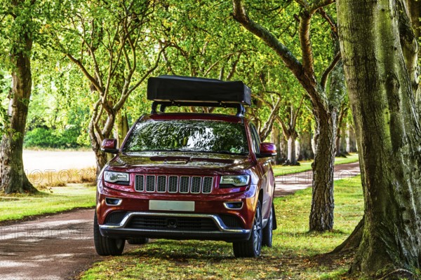 4x4 car trip with roof tent on the Scottish wilderness, Scotland, United Kingdom