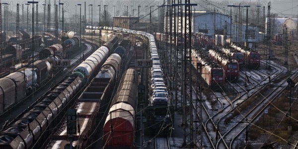 Train formation system with many rails in the Vorhalle district, marshalling yard, freight trains, infrastructure, Hagen, Ruhr area, North Rhine-Westphalia, Germany