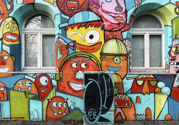 Kiefernstraße children's club, active branch of the Youth Welfare Office in the street art mile Kiefernstraße, Düsseldorf, North Rhine-Westphalia, Germany