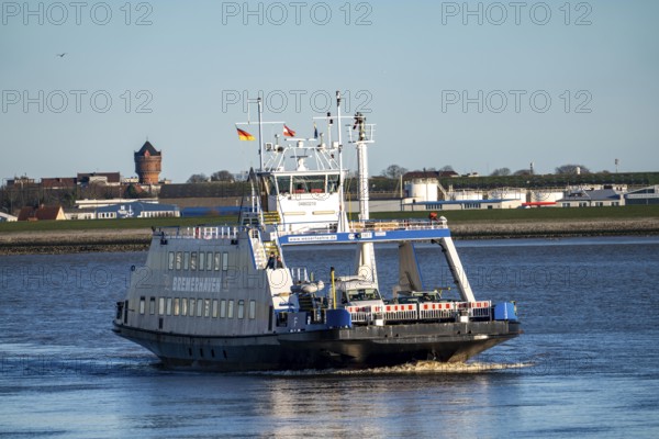 Weser ferry, ferry vessel Bremerhaven in the mouth of the Weser, connects Bremerhaven with Nordenham in Lower Saxony, ferry port in the district of Blexen, Germany