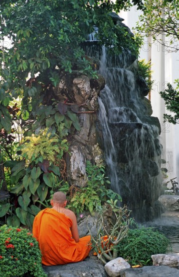 Meditating monk, waterfall, Wat Pho, Bangkok, Thailand, December 2002, vintage, retro, old, historic