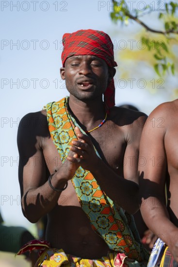 Traditional dance, men of the Hakaona tribe also Havakona or Hakawona, near Opuwo, Kunene, Namibia