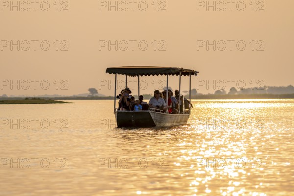Tourist safari boat in Chobe River, Chobe Waterfront, Ihaha, Chobe National Park, Botswana