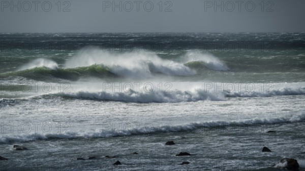 Ocean waves, strong surf, west coast of the Taranaki region, North Island, New Zealand