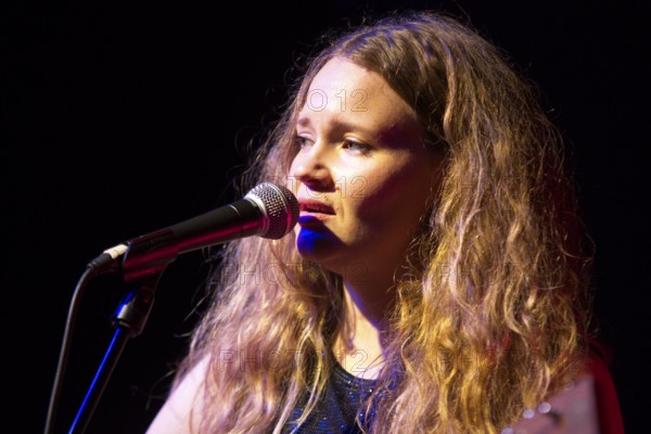 Magda NOVELS, concert as part of the record release tour for the album Vol.1 Shadow Work at Prachtwerk, Berlin, 07.12.2025