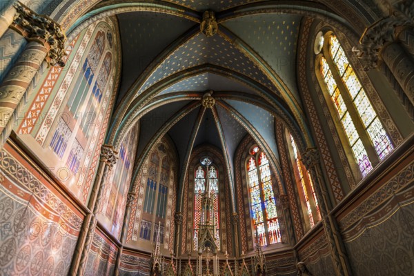 Interior view, Gothic Church of St. Peter and Paul, Saints-Pierre-et-Paul, Wissembourg, Weissenburg, Alsace, Bas-Rhin Department, France