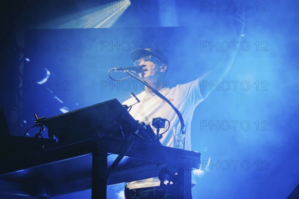 Fritz Kalkbrenner live on Continentego tour 2025 in Berlin's Columbiahalle on 27.11.2025