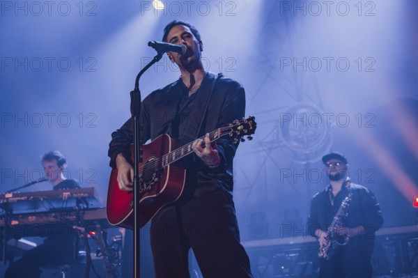 Max Giesinger live on People Tour 2025 in Berlin's Huxley's New World on 26.11.2025