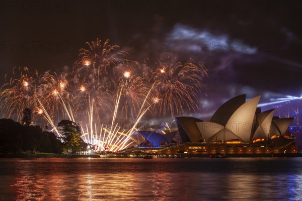 Sydney 2021 Australia Day fireworks in the harbor