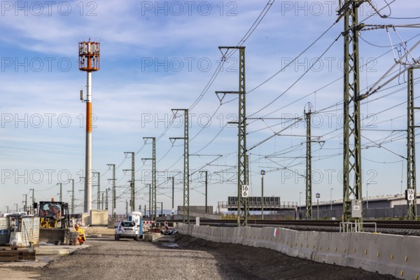 Construction work on the airport tunnel at the airport tunnel. The last few meters of solid road are concreted. This means that all long-distance railway tracks of Project S21 have been laid. Stuttgart, Baden-Württemberg, Germany