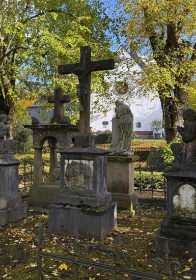 Old tombs at the castle cemetery at the Michaelskapelle, Bad Godesberg, Bonn, North Rhine-Westphalia, Germany