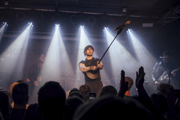 Tom Grennan live on Grennan '25 tour at Bi Nuu in Berlin on 13.11.2025