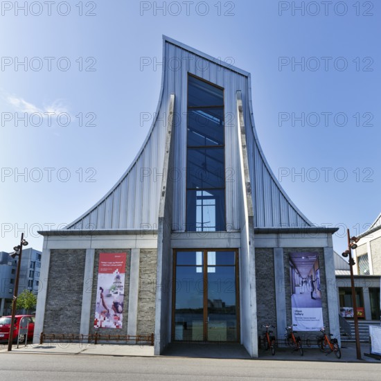 Utzon Center, experimental cultural center for architecture, design, art and communication, modern architecture, harbour front, Aalborg, Denmark