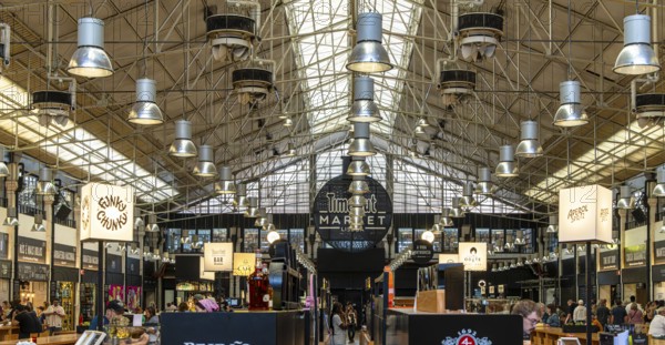 The Mercadeo da Ribeira, also known as TimeOut Market, is the best address for Portuguese specialties and international cuisine. Historic market hall at Cais do Sodré station, Lisbon, Portugal