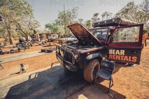 Australia Outback Landrover Camper, Australia