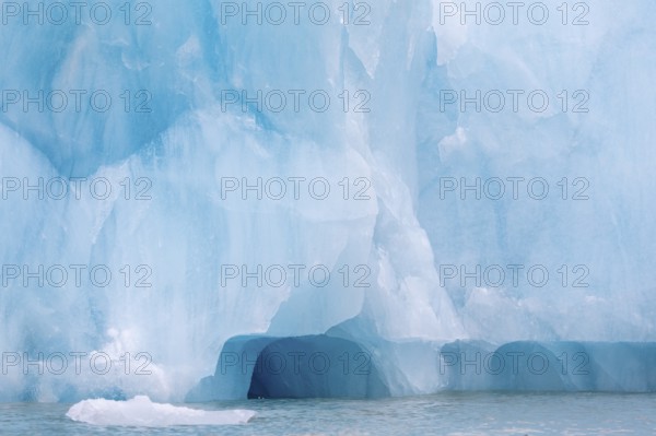 Iceberg, blue glacier ice, Konowbreen, Scandinavia, Svalbard
