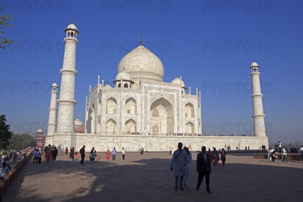Taj Mahal or Taj Mahal, mausoleum, Agra, Uttar Pradesh, India