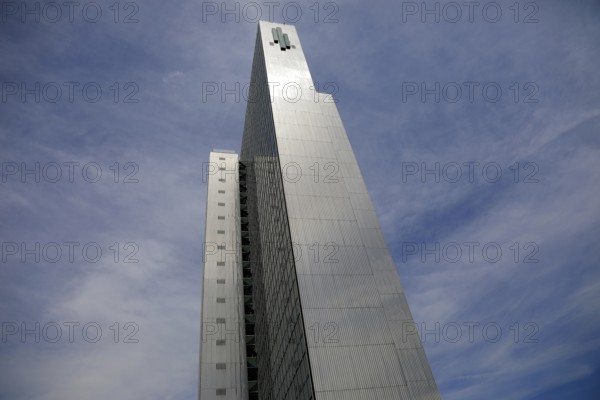 Dreischeibenhaus, Dreischeibenhochhaus, architect Helmut Hentrich, 94 metre high office and administration building, Düsseldorf, North Rhine-Westphalia, Germany