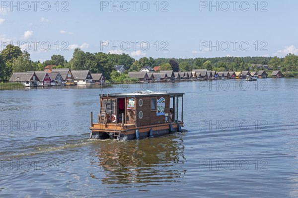 Boathouses, holiday homes on Lake Mirow, houseboat, Mirow, Mecklenburg Lake District, Mecklenburg-Western Pomerania, Germany