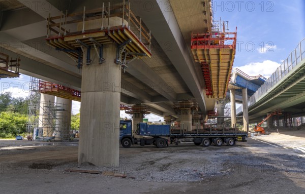 Motorway construction site at the Leverkusen-West junction, A1 and A59 motorways, new construction, reconstruction of the motorway junction due to the construction of the new Leverkusen Rhine Bridge, construction period until the end of 2027, North Rhine-Westphalia, Germany