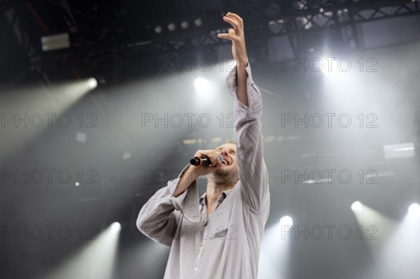 Michael Marco Fitzthum aka Marco Michael Wanda, Singer, Guitarist, Wanda, Rock/Pop Band, Austria, Schön bei dir Live 2025 Tour, open air at the Citadel Music Festival, 12 July 2025, Zitadelle Spandau, Berlin, Germany, sold out < english> Wanda, Rock/Pop Band, Austria, Schön bei dir Live 2025 Tour, open air at the Citadel Music Festival, July 12, 2025, Spandau Citadel, Berlin, Germany