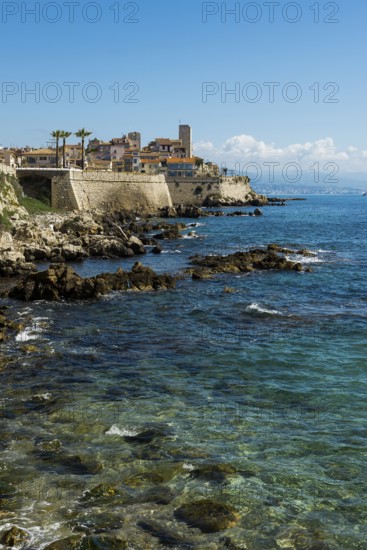 Picturesque town by the sea, Antibes, Provence Alpes Côte d'Azur, South of France, France