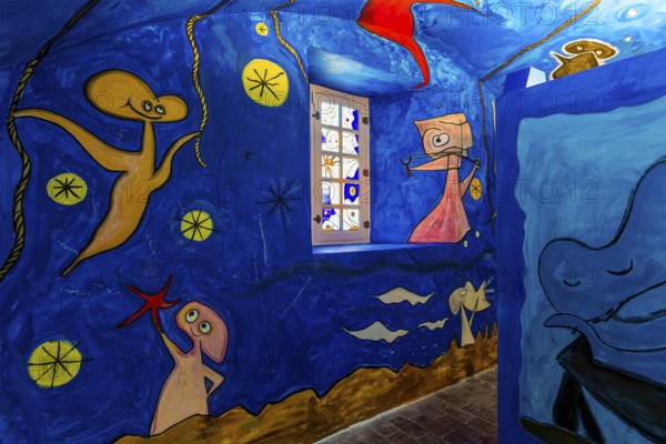 Art installation, artist Xavier, Musée Picasso, Antibes, Provence Alpes Côte d'Azur, South of France, France