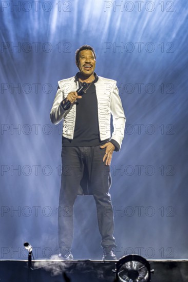 Lionel Richie live on Say Hello To The Hits 2025 Tour at the Berlin Uber Arena on 03.07.2025