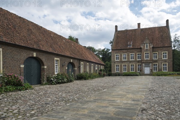 Inner courtyard of Haus Welbergen, Ochtrup, Münsterland, North Rhine-Westphalia, Germany