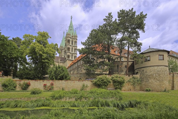 Late Romanesque UNESCO Cathedral of St Peter and St Paul with twin towers and cathedral garden, landmark, Saale, Naumburg, Romanesque Road, Saxony-Anhalt, Germany