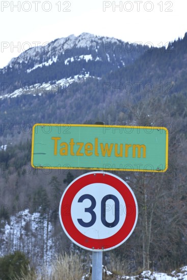 Sign on the mountain road up the Tatzelwurm, Oberaudorf, Bavarian Alps, Upper Bavaria, Bavaria, Germany