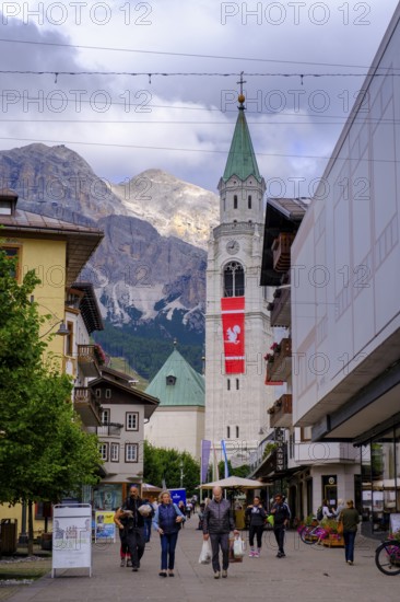 Parish Church of St Philip and St James, Cortina d'Ampezzo, Dolomites, Province of Belluno, Veneto, Italy