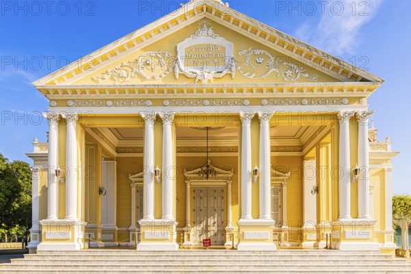 Neoclassical Warophat Phiman Residence, Thai King's Summer Palace, Bang Pa-In, near Ayutthaya, Thailand